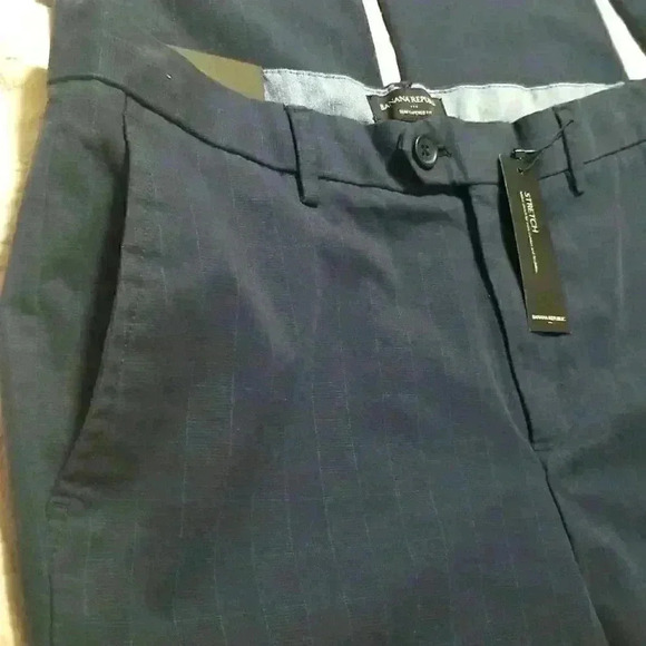 Banana Republic Grayson Navy Check Pant - Picture 13 of 13